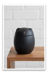 Matte black cat-shaped pet urn